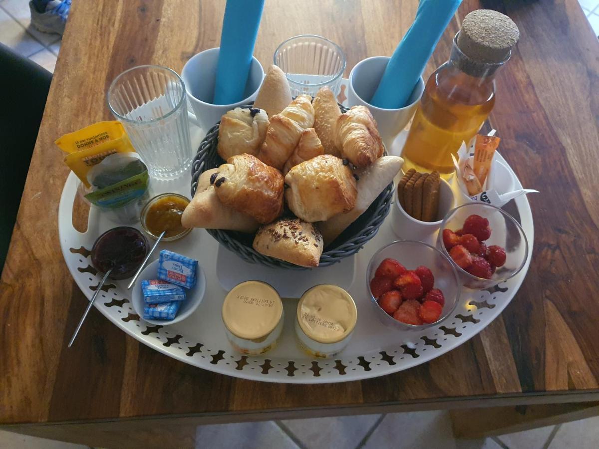 Bastide Bellugue Reseau Bienvenue A La Ferme A 3 Minutes De Lourmarin Frühstückspension *